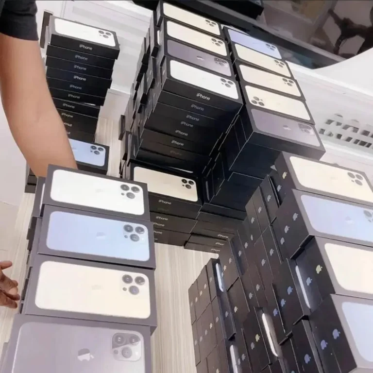 Buy-iPhone-Liquidation-Pallets6