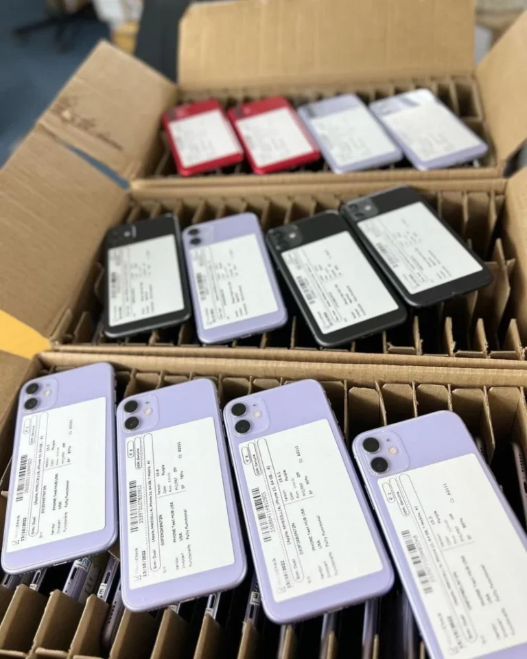 Mixed-iPhone-Wholesale-Pallets2