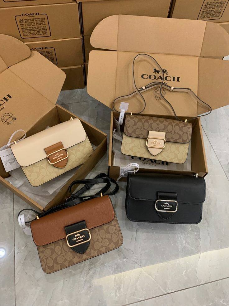 wholesale handbags pallets